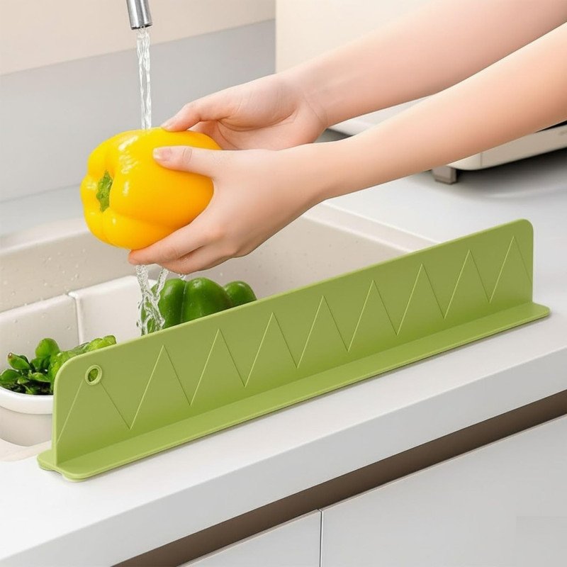 Set of 2 Silicone Sink Splash Guard for Kitchen & Bathroom | 40 cm Anti-Splash Water Barrier with Strong Suction Cups | Silicone