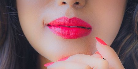 Lakme Absolute Matte Lipstick, Pink Passion, 3.7 g