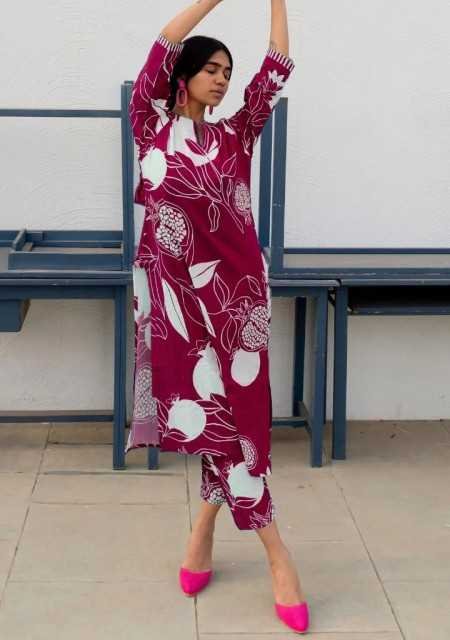 GoSriKi Women's Rayon Blend Straight Printed Kurta with Pant GoSriKi Women's Rayon Blend Straight Printed Kurta with Pant