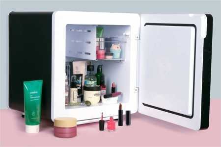 Godrej 30 L Qube Personal Standard Single door Cooling Solution (TEC Qube 30L HS Q103, Black)