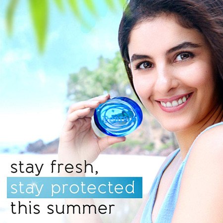 Pears Soft and Fresh Soap Bar (Combo Pack of 4) - With Glycerin and Mint for Soft Skin & Body, Paraben-Free Body Soaps For Bath