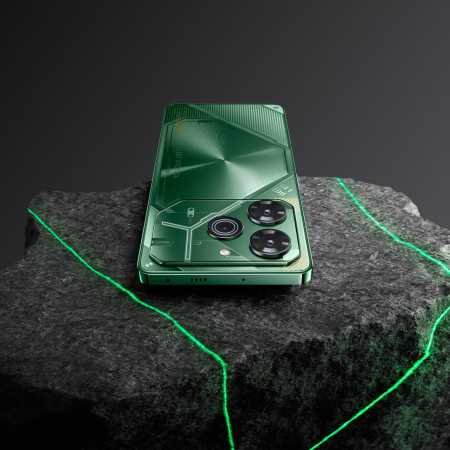 TECNO POVA 6 PRO 5G (Comet Green, 8GB+256GB) | 108MP Camera + 32MP Selfie Camera | 120Hz Dot-in AMOLED Display | Dual Speakers