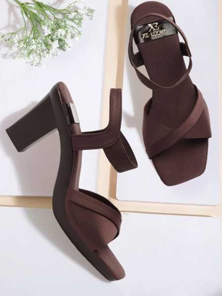 XE Looks slip-on sandals for women